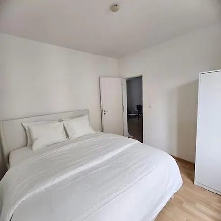 아파트 Cozy 2 Room- Center